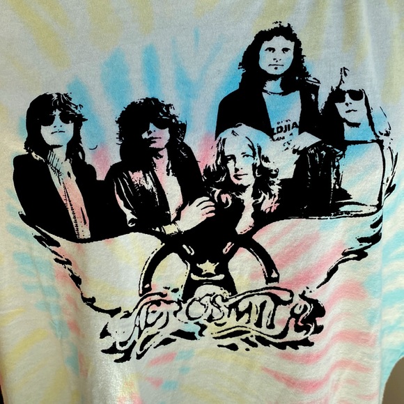 🎸Aerosmith tie dye T-shirt 🤘 - Picture 3 of 6